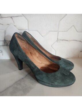 Clarks Indigo Forest Green Suede Platform Pumps Heels 8M 84578